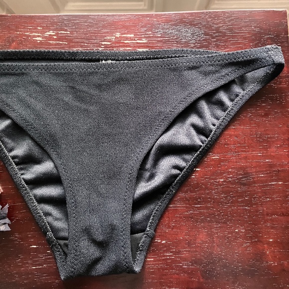 NEW SHAN BLACK BIKINI SET - Picture 14 of 16